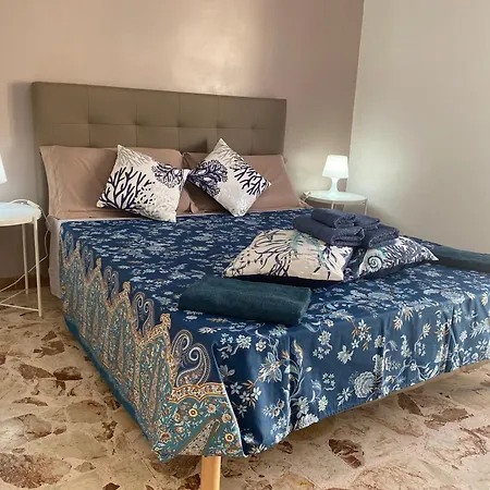 Bonita Cora-3